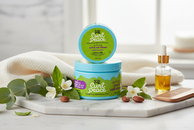 Lifestyle - Curl & Coil Cream